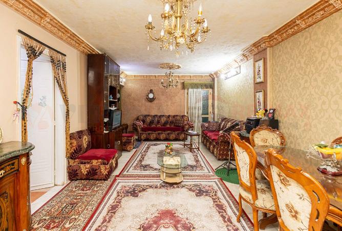 8304469 - Property Image 2