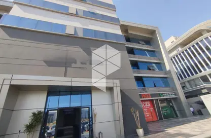 Shop - Studio - 2 Bathrooms for rent in North Plus Mall - North Teseen St. - The 5th Settlement - New Cairo City - Cairo