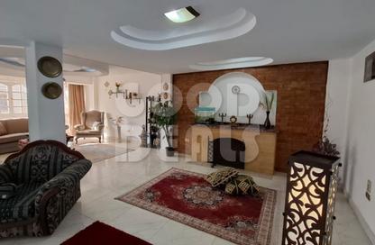 شقة - 4 غرف نوم - 2 حمامات للبيع في شارع خليل بن قلدون - ميدان الحجاز - النزهة - القاهرة