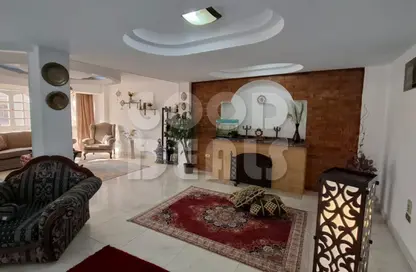 شقة - 4 غرف نوم - 2 حمامات للبيع في شارع خليل بن قلدون - ميدان الحجاز - النزهة - القاهرة