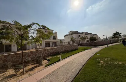 Townhouse - 3 Bedrooms - 3 Bathrooms for sale in Mountain View October Park - 6th District - 6 October City - Giza