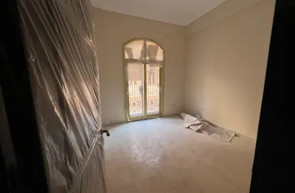 Apartment - 3 Bedrooms - 2 Bathrooms for rent in Al Sheikh Mohamed Al Medani St. - The 1st Settlement - New Cairo City - Cairo