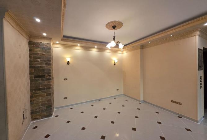 8524702 - Property Image 2