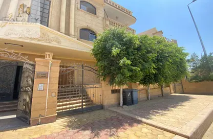 دوبلكس - 6 غرف نوم - 4 حمامات للبيع في البنفسج 1 - البنفسج - مدينة القاهرة الجديدة - القاهرة