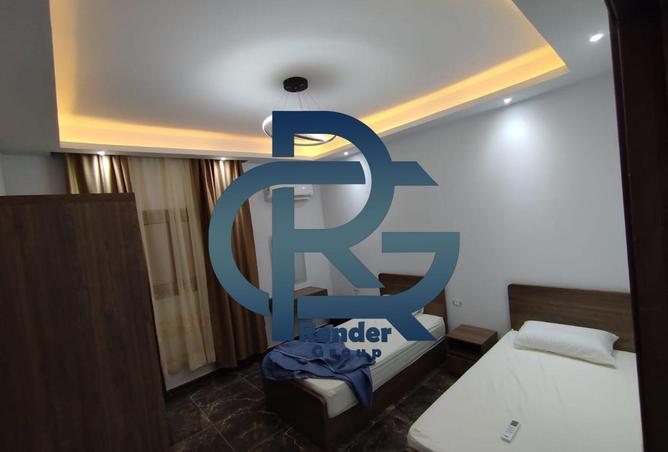 8253008 - Property Image 2