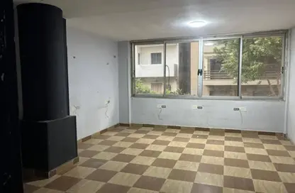 شقة - 5 غرف نوم - 3 حمامات للايجار في المهندسين - الجيزة