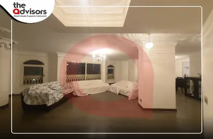 Apartment - 3 Bedrooms - 3 Bathrooms for rent in Kafr Abdo St. - Kafr Abdo - Roushdy - Hay Sharq - Alexandria