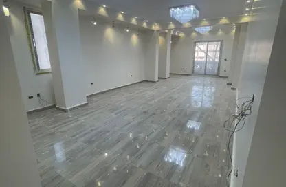 Apartment - 3 Bedrooms - 3 Bathrooms for sale in Street17 - District 3 - The 5th Settlement - New Cairo City - Cairo