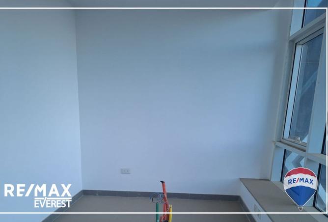 8093882 - Property Image 3