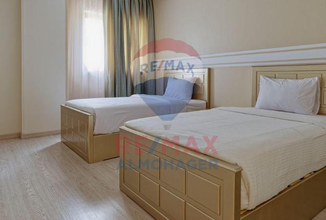 8204059 - Property Image 2