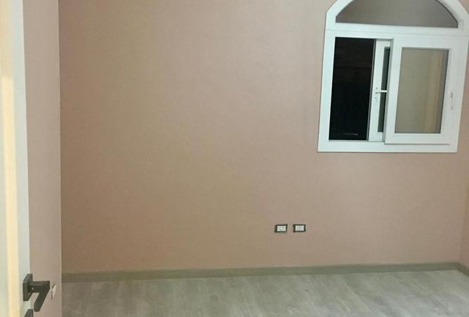 8381243 - Property Image 3