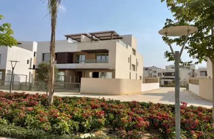 Twin House - 3 Bedrooms - 3 Bathrooms for sale in Upville - Cairo Alexandria Desert Road - 6 October City - Giza