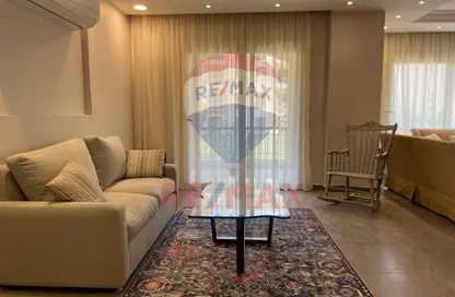Apartment - 3 Bedrooms - 3 Bathrooms for rent in Stone Residence - 5th Settlement Compounds - The 5th Settlement - New Cairo City - Cairo