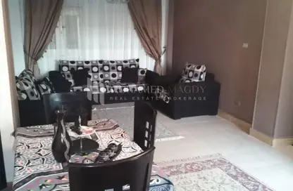 Apartment - 2 Bedrooms - 1 Bathroom for sale in Street 10 - 11th District - Sheikh Zayed City - Giza