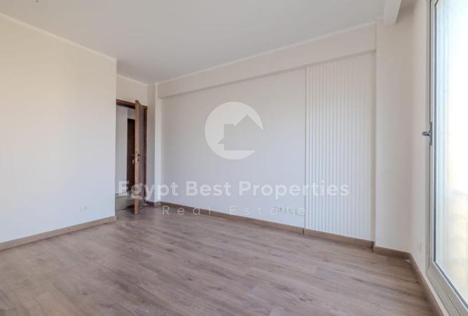 8011397 - Property Image 3