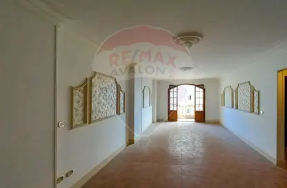 Apartment - 2 Bedrooms - 1 Bathroom for sale in Kafr Abdo - Roushdy - Hay Sharq - Alexandria