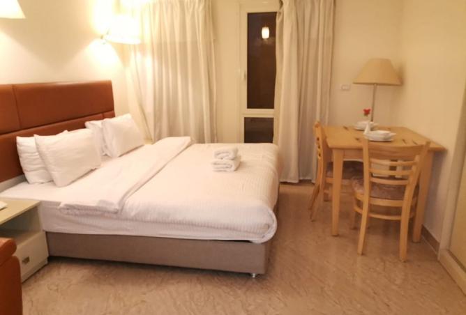 8256011 - Property Image 2