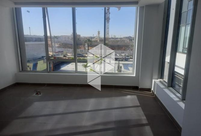 8041385 - Property Image 3