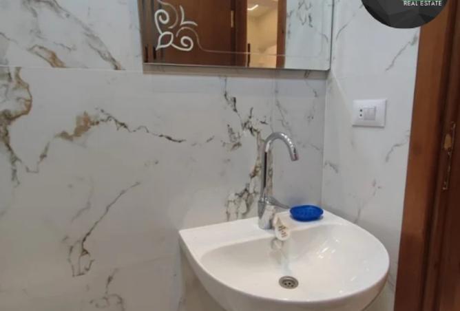 8105042 - Property Image 3