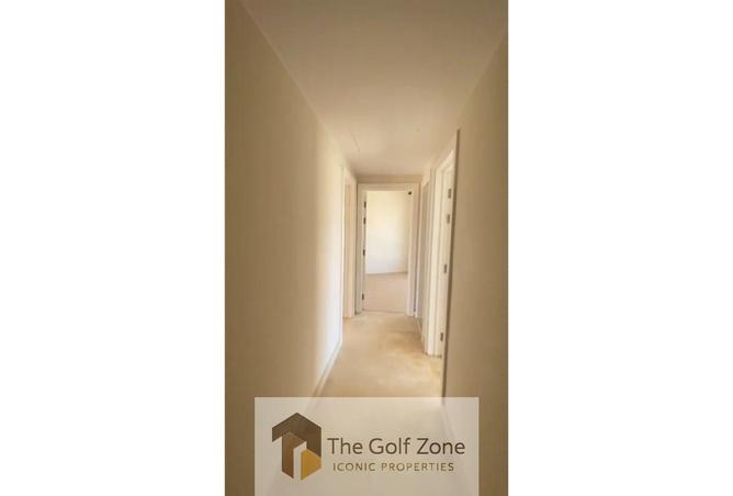 8076453 - Property Image 2