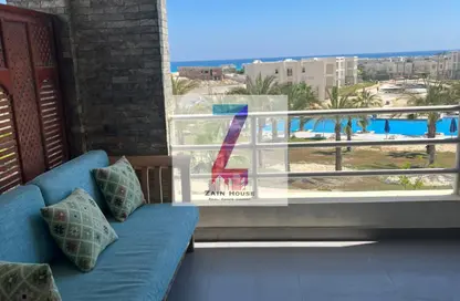 (بنتهاوس  (روف - 4 غرف نوم - 2 حمامات للبيع في أمواج - سيدي عبد الرحمن - الساحل الشمالي