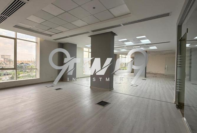 8328201 - Property Image 2