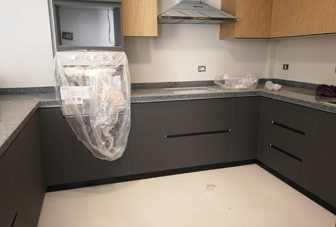 8068804 - Property Image 2