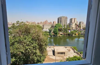 شقة - 3 غرف نوم - 1 حمام للايجار في شارع الملك الصالح - الروضة - حي المنيل - القاهرة