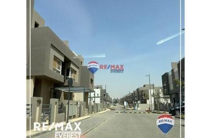تاون هاوس - 3 غرف نوم - 4 حمامات للبيع في 6 ويست - بيفرلي هيلز - كمبوندات الشيخ زايد - الشيخ زايد - الجيزة