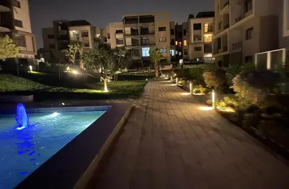 شقة - 2 غرف نوم - 2 حمامات للبيع في فيفث سكوير - التجمع الخامس - مدينة القاهرة الجديدة - القاهرة