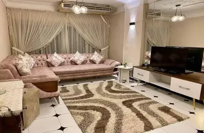 Apartment - 2 Bedrooms - 1 Bathroom for rent in Sour Dar Al Defaa El Gawy St. - Ard El Golf - Heliopolis - Masr El Gedida - Cairo