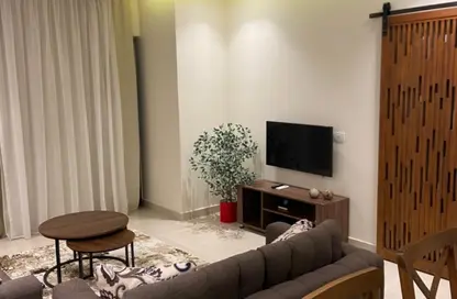 Apartment - 2 Bedrooms - 3 Bathrooms for rent in Lake View Residence - 5th Settlement Compounds - The 5th Settlement - New Cairo City - Cairo