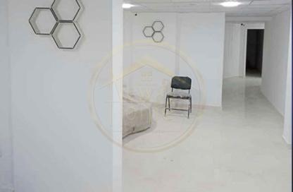 Shop - Studio - 2 Bathrooms for rent in Winget st. - Bolkly - Hay Sharq - Alexandria
