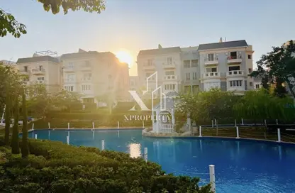 Townhouse - 3 Bedrooms - 4 Bathrooms for sale in Mountain View 4 - 6 October Compounds - 6 October City - Giza