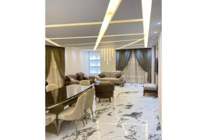 8273737 - Property Image 3