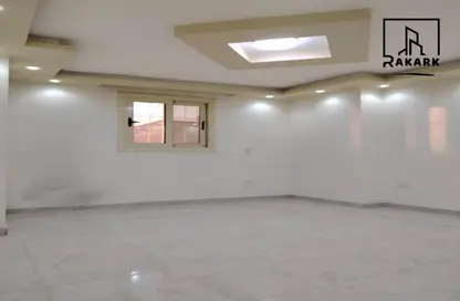 شقة - 3 غرف نوم - 2 حمامات للايجار في شارع طه حسين - النزهه الجديدة - النزهة - القاهرة