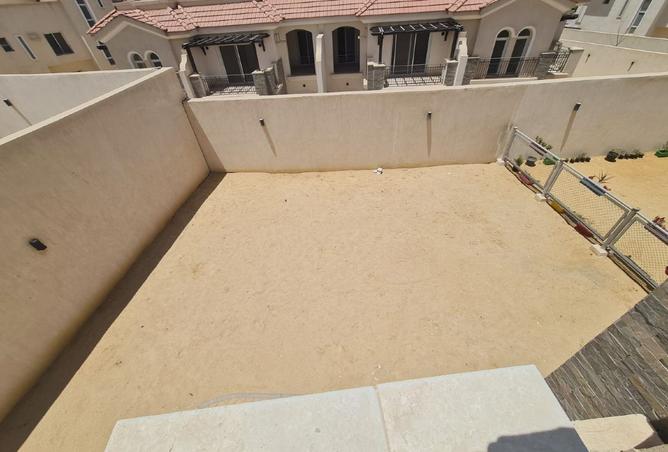 8560091 - Property Image 3