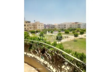 Whole Building - Studio - 7+ Bathrooms for sale in 1st Neighborhood - 2nd District East - Shorouk City - Cairo