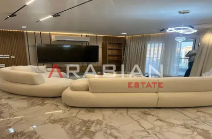 Apartment - 3 Bedrooms - 3 Bathrooms for sale in Creek Town - The 1st Settlement - New Cairo City - Cairo
