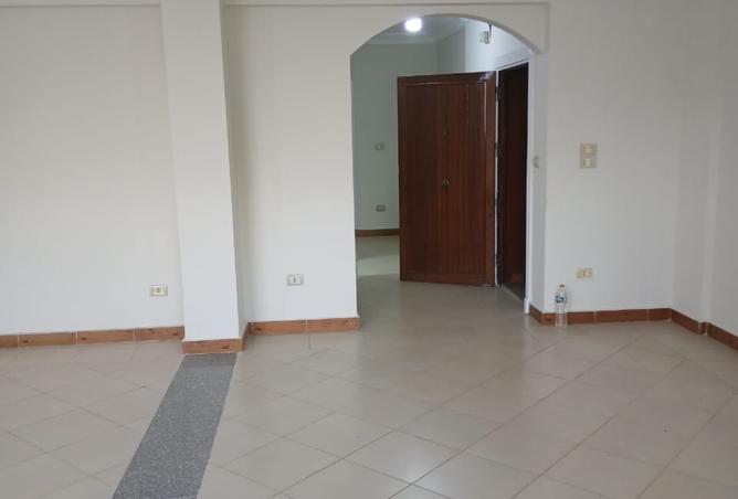 8484780 - Property Image 2