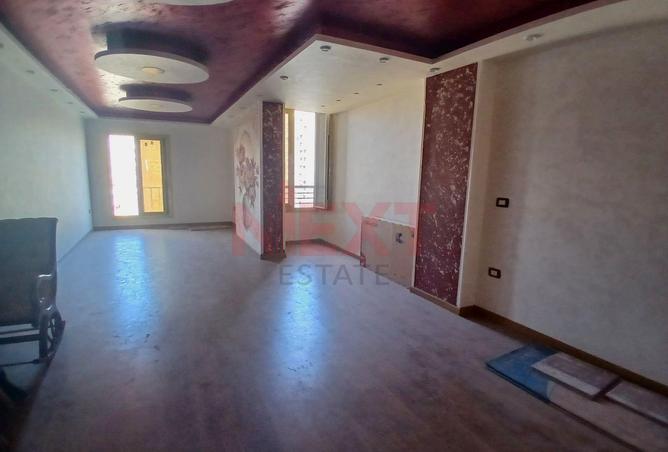 8081690 - Property Main Image