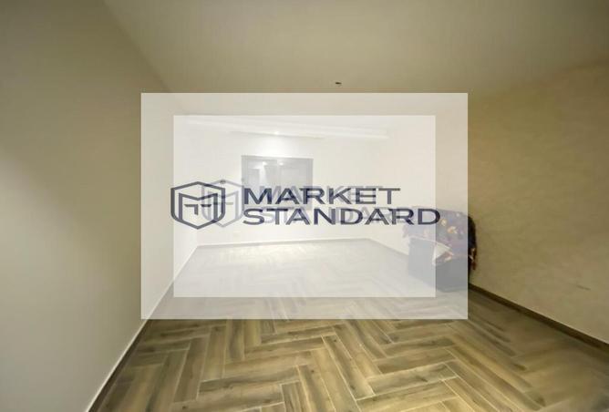 8087193 - Property Image 3