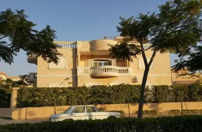 Villa - 3 Bedrooms - 3 Bathrooms for rent in Gamal Abdel Nasser St. - Northern Expansions - 6 October City - Giza