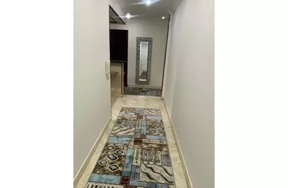 شقة - 4 غرف نوم - 3 حمامات للبيع في شارع شهاب - المهندسين - الجيزة