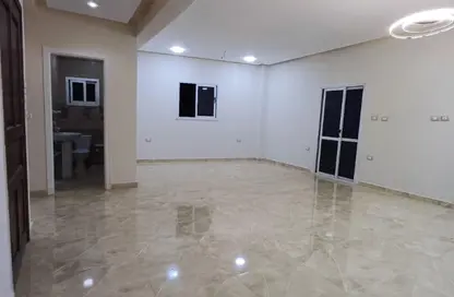 Apartment - 3 Bedrooms - 3 Bathrooms for sale in El Shorouk Compounds - Shorouk City - Cairo