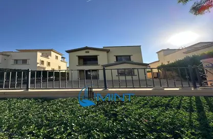 Villa - 3 Bedrooms - 3 Bathrooms for sale in Mivida - 5th Settlement Compounds - The 5th Settlement - New Cairo City - Cairo