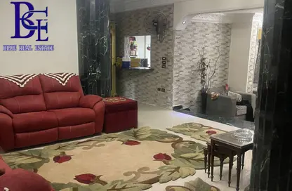 شقة - 3 غرف نوم - 2 حمامات للبيع في الحي الثالث - مدينة 6 أكتوبر - الجيزة شقة - 3 غرف نوم - 2 حمامات للبيع في الحي الثالث - مدينة 6 أكتوبر - الجيزة