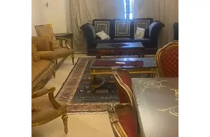 شقة - 3 غرف نوم - 2 حمامات للبيع في شارع محمد حسنين هيكل - المنطقة السادسة - مدينة نصر - القاهرة