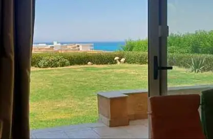 Chalet - 2 Bedrooms - 2 Bathrooms for sale in Heaven Beach - Al Ain Al Sokhna - Suez