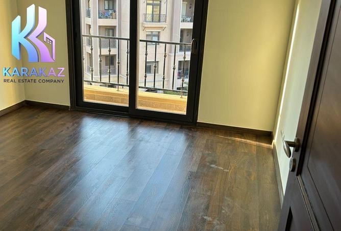 8023352 - Property Image 2